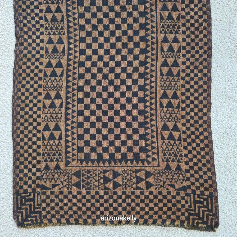 NWOT Wool Scarf Geometric Design Woven Brown & Black